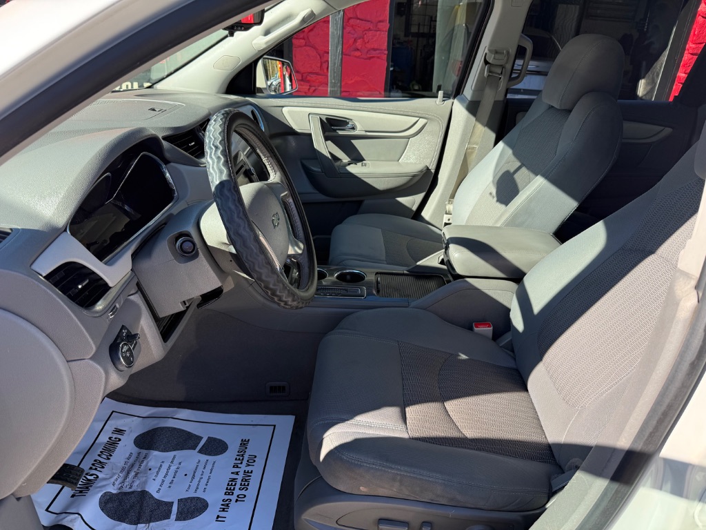 2014 Chevrolet Traverse - $8,450