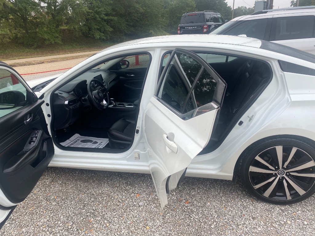 2020 Nissan Altima - $15,900