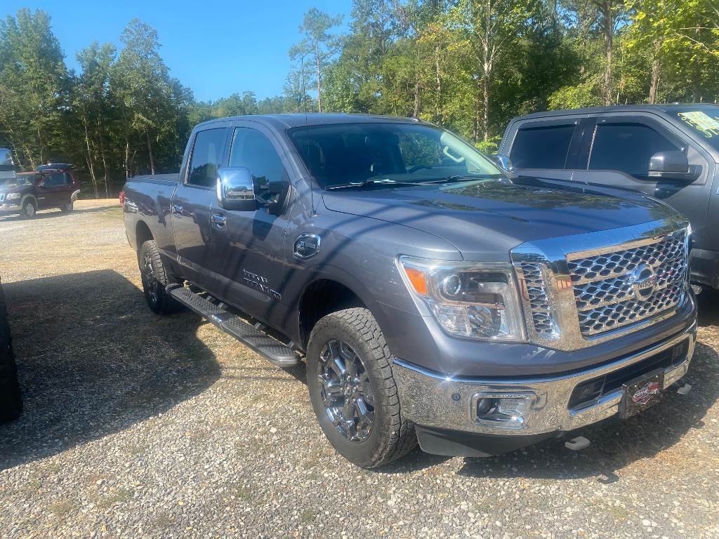 2017 Nissan Titan - $22,900
