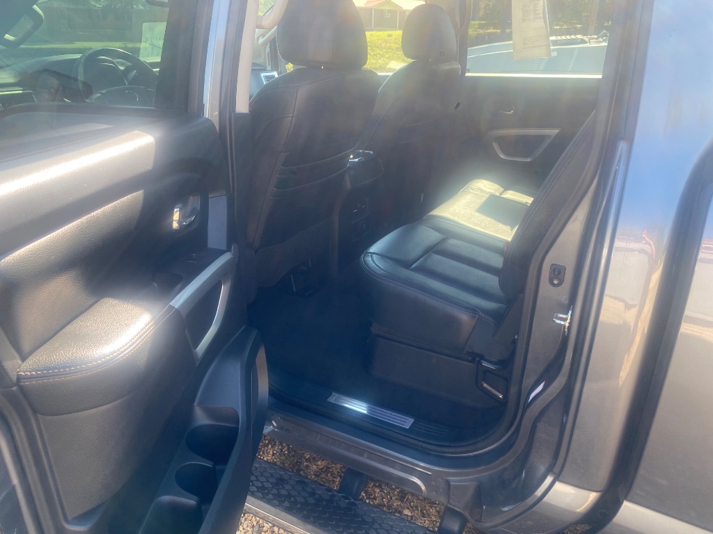2017 Nissan Titan - $22,900