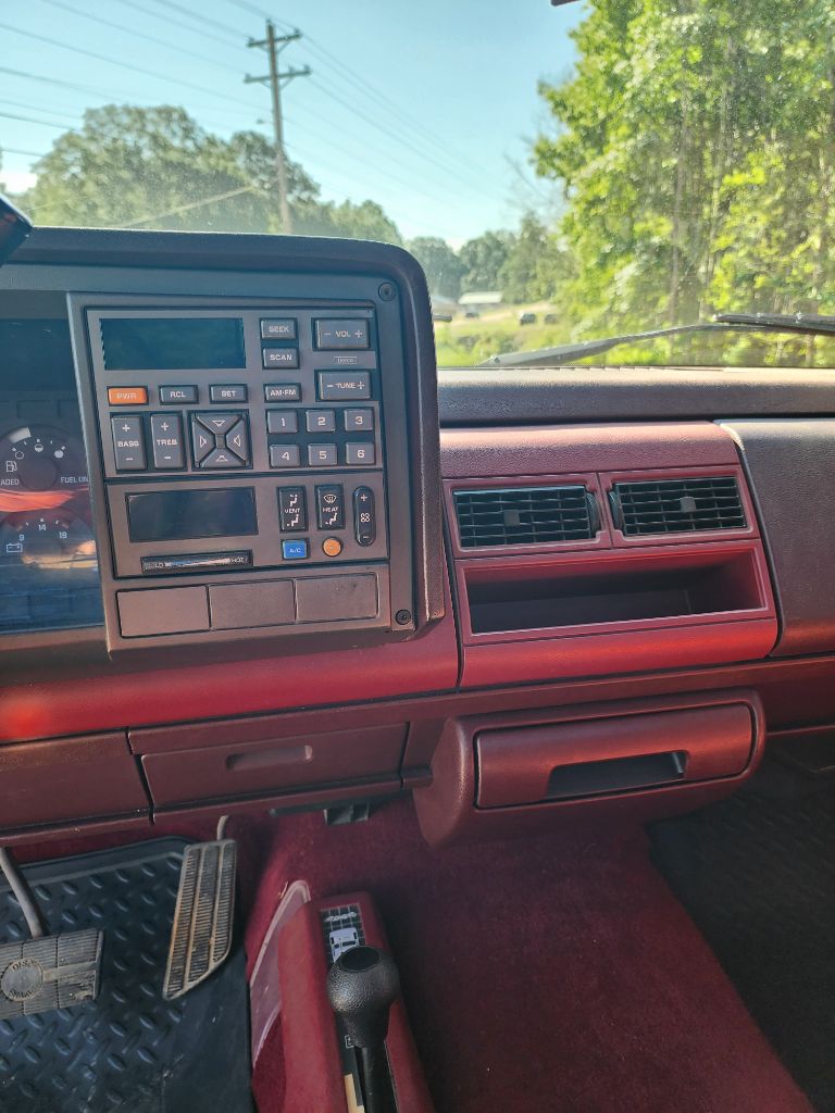 1990 Chevrolet Gmt-400 - $15,900