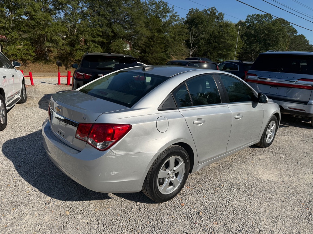 2016 Chevrolet Cruze - $6,999