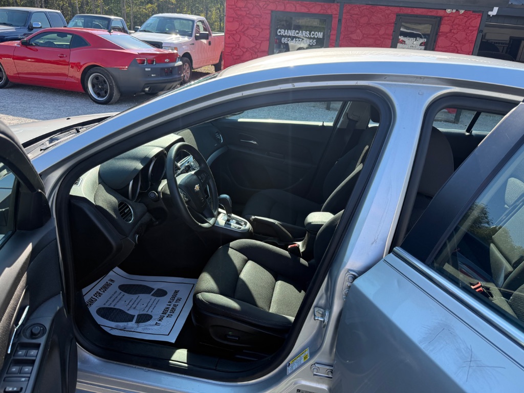 2016 Chevrolet Cruze - $6,999