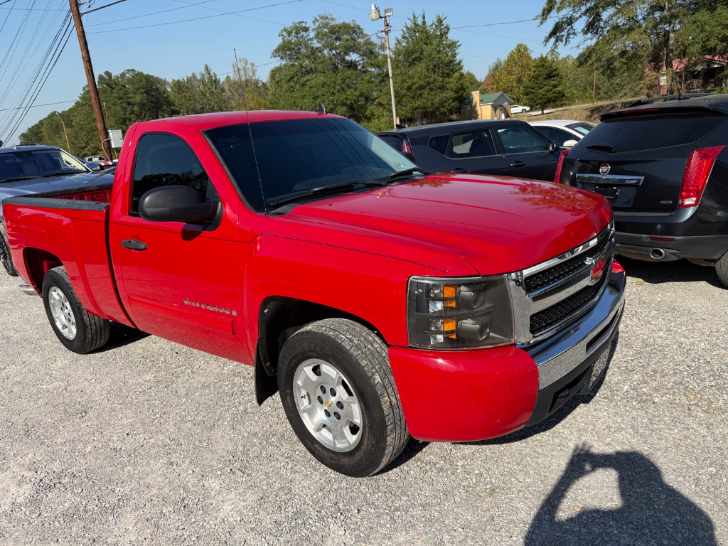 2009 Chevrolet Silverado - $10,825