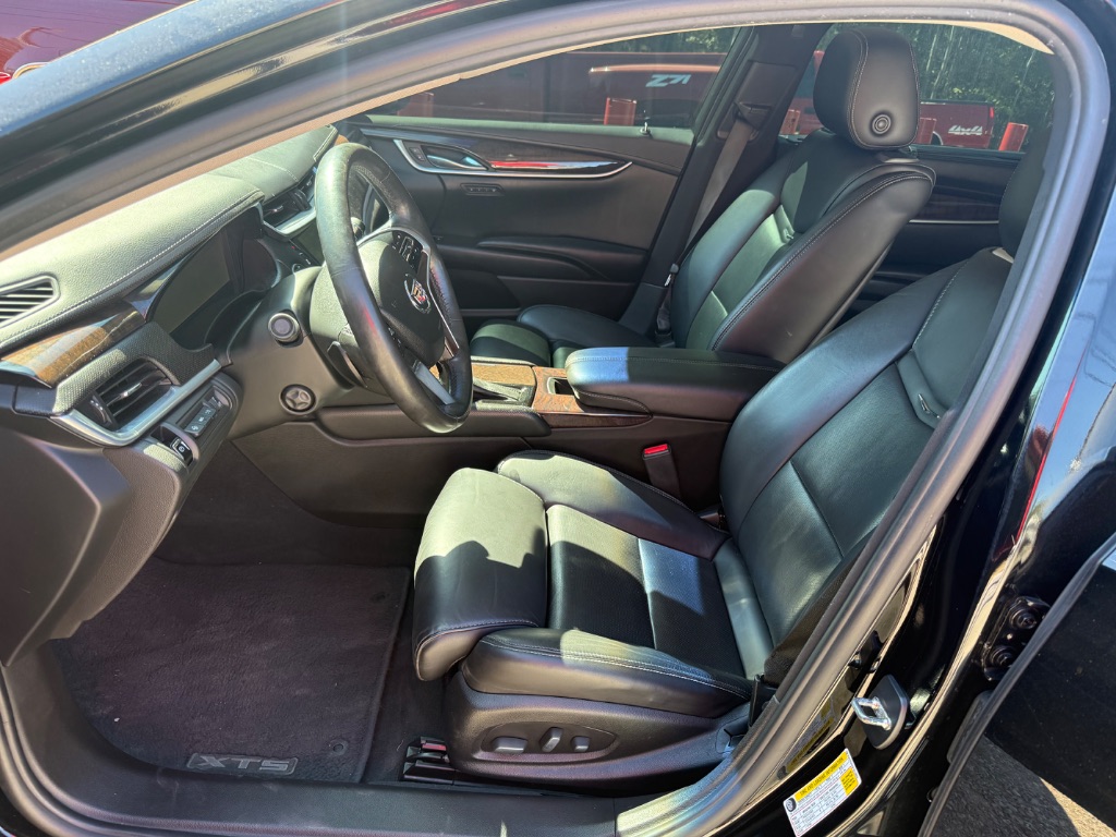 2015 Cadillac XTS - $14,700