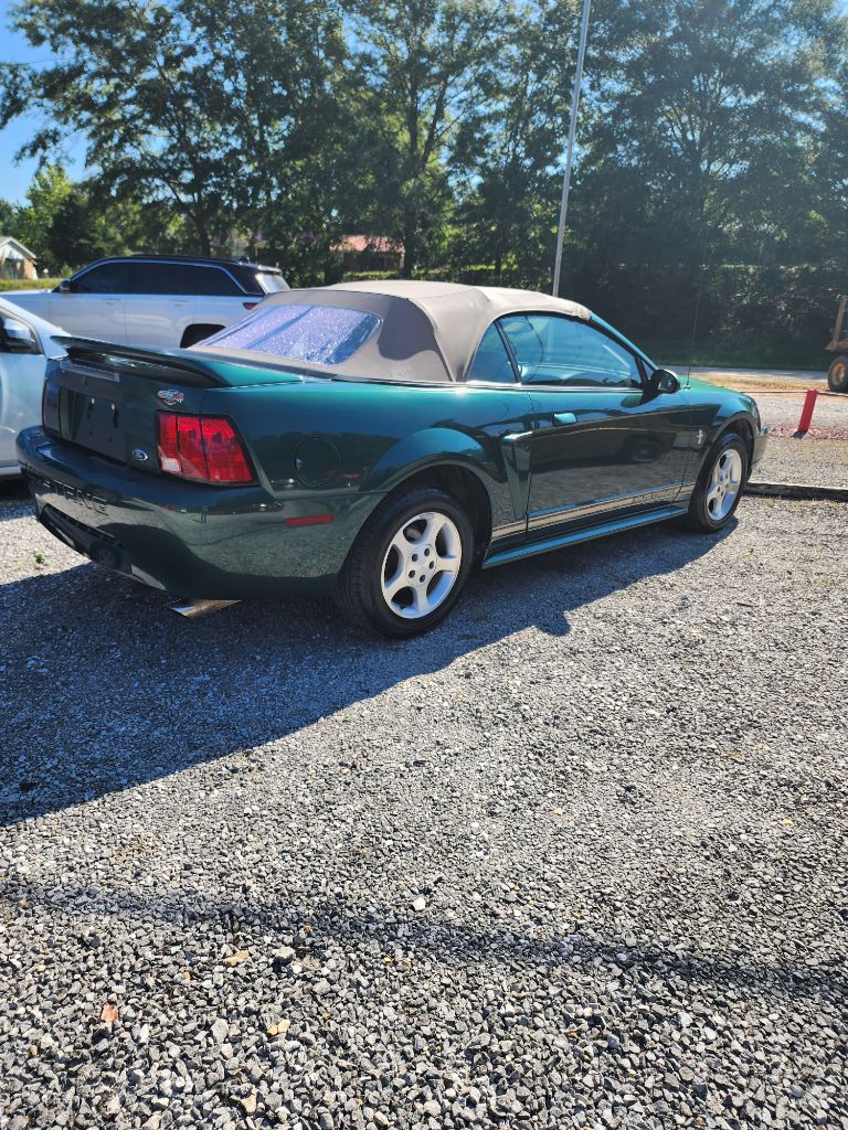 2000 Ford Mustang - $7,999