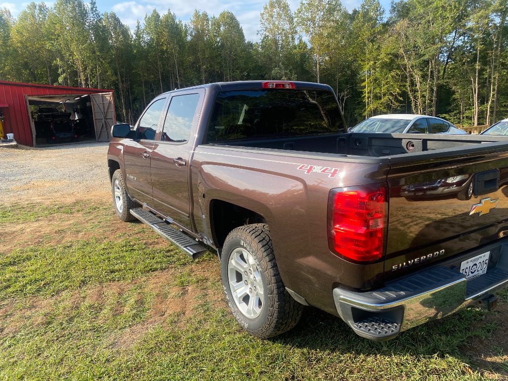 2016 Chevrolet Silverado - $22,775