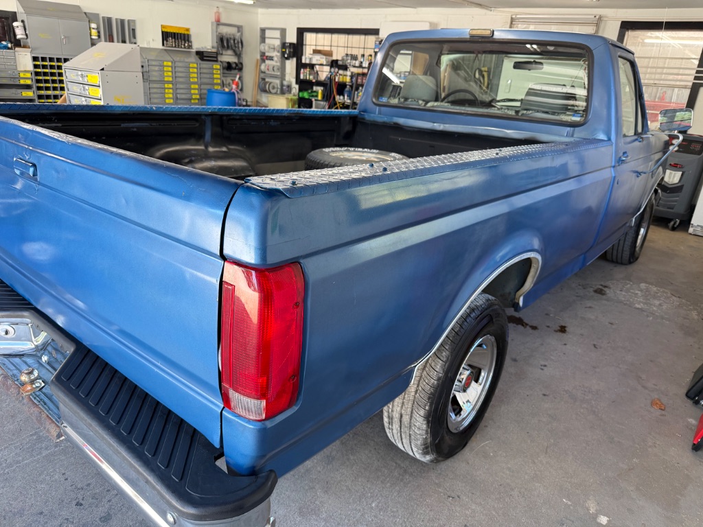 1993 Ford F-150 - $4,999