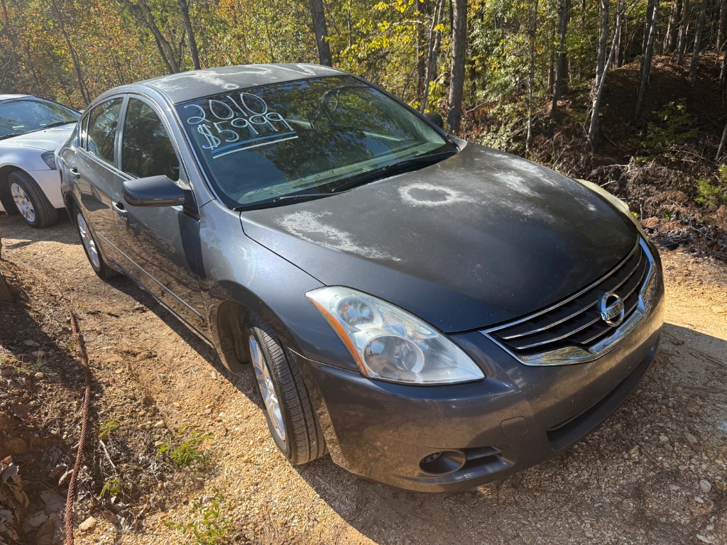2010 Nissan Altima - $5,999