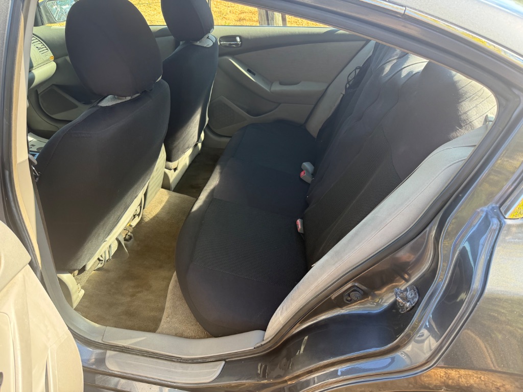 2010 Nissan Altima - $5,999