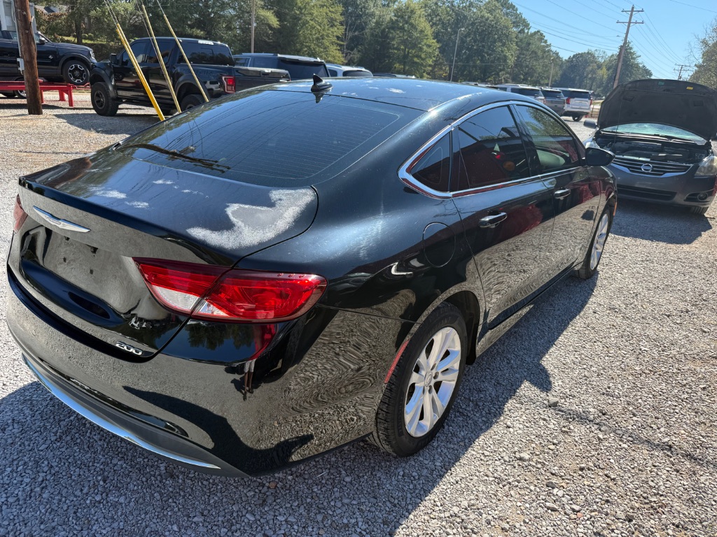 2017 Chrysler 200