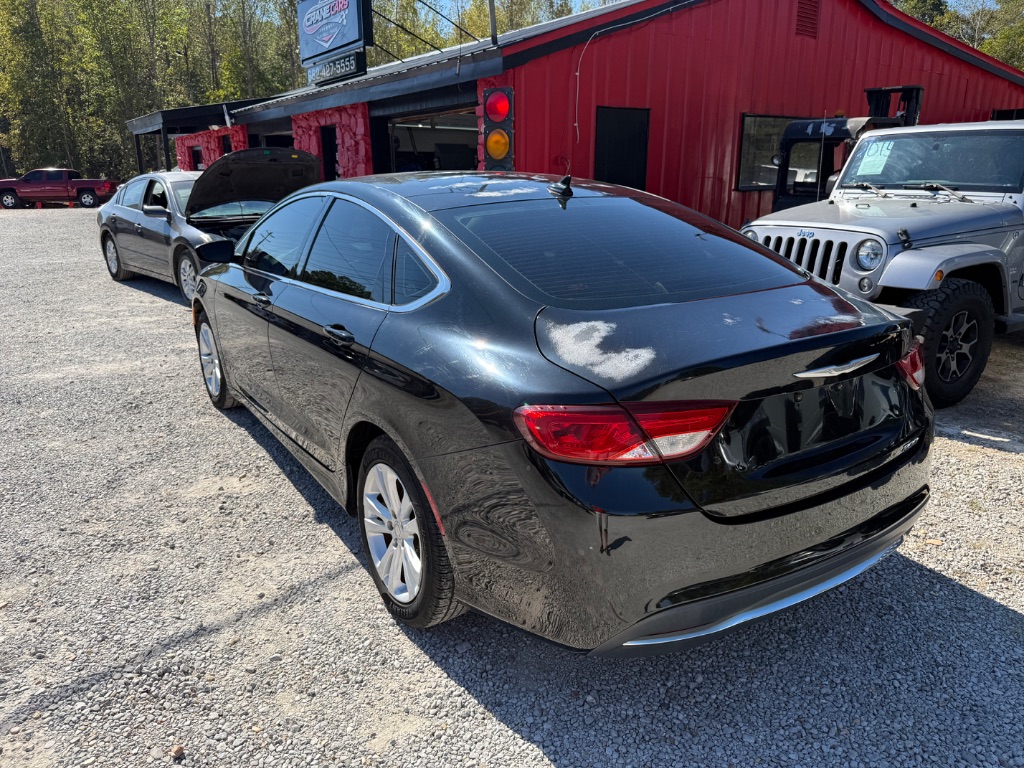 2017 Chrysler 200