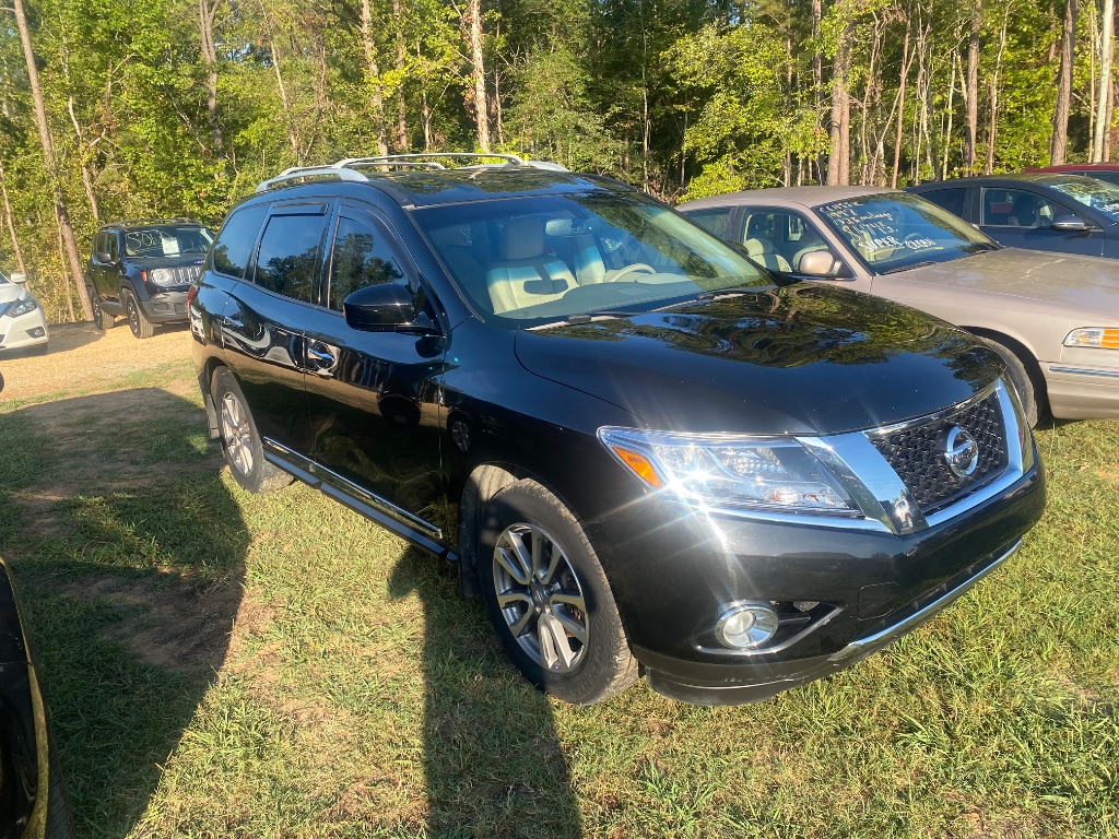 2015 Nissan Pathfinder - $9,225