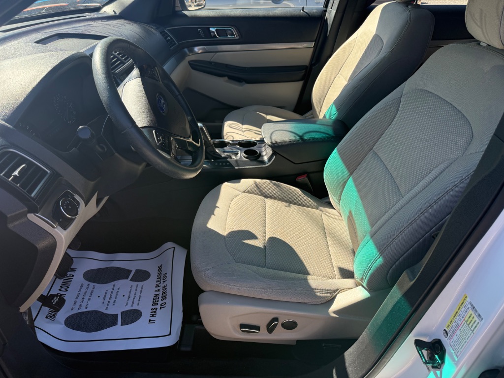 2018 Ford Explorer - $12,987