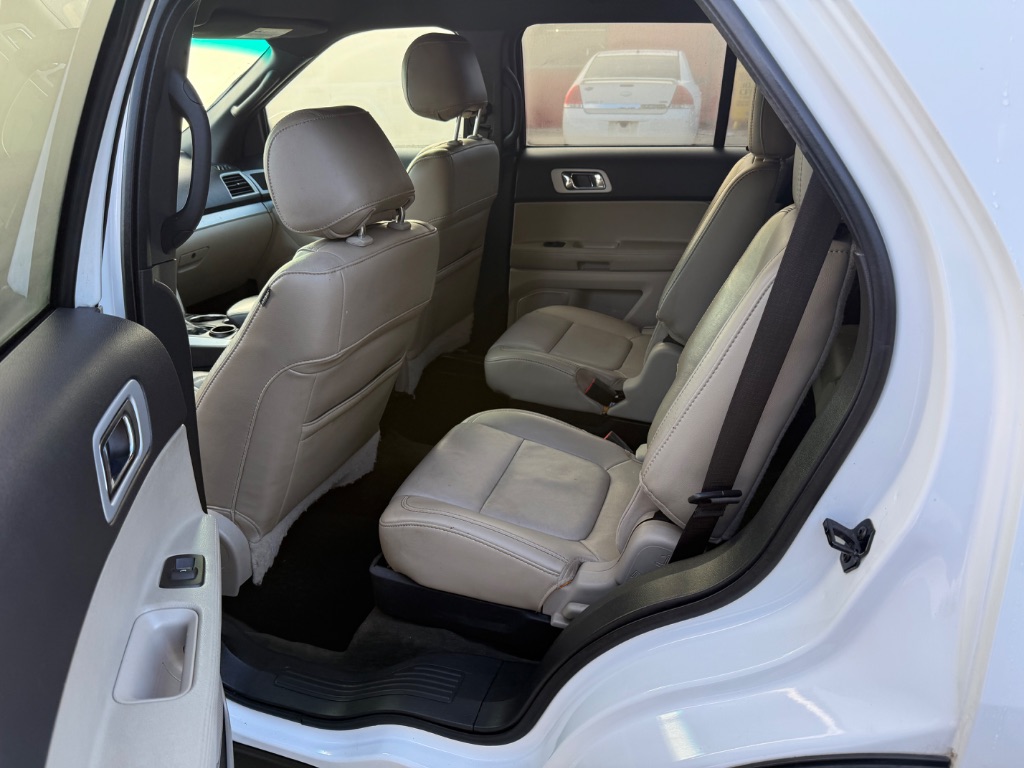 2013 Ford Explorer - $7,950