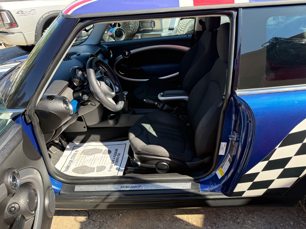 2008 MINI Cooper - $5,999