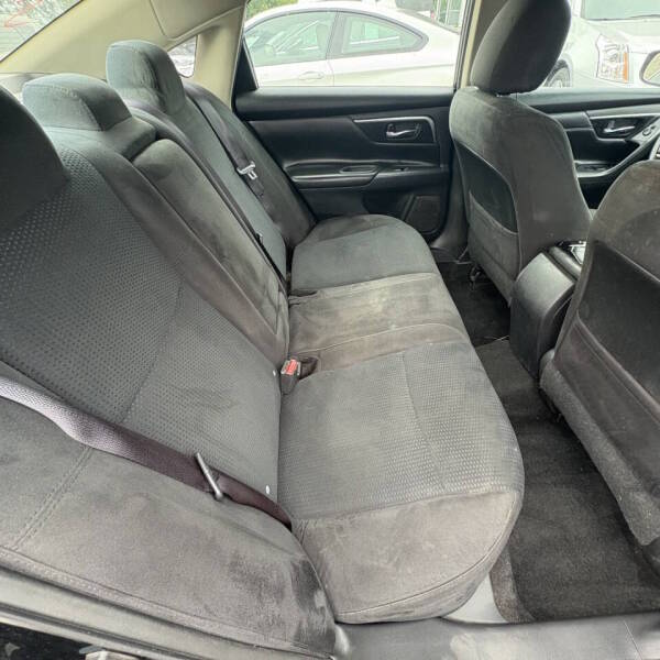2015 Nissan Altima - $5,999