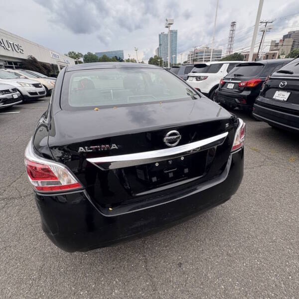 2015 Nissan Altima - $5,999