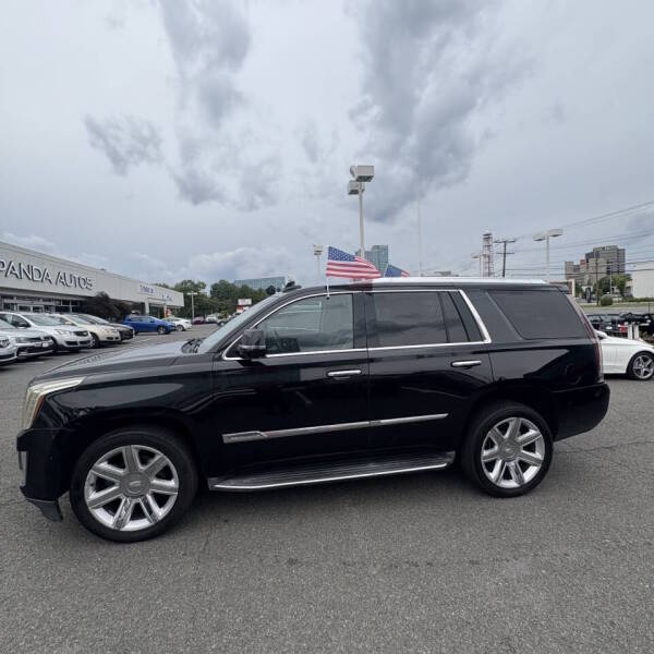 2015 Cadillac Escalade - $14,999