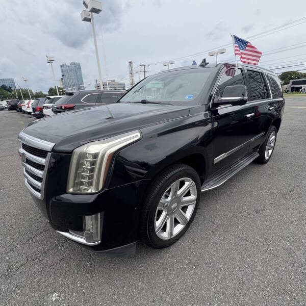 2015 Cadillac Escalade - $14,999