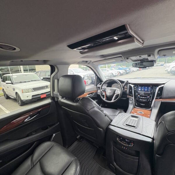 2015 Cadillac Escalade - $14,999