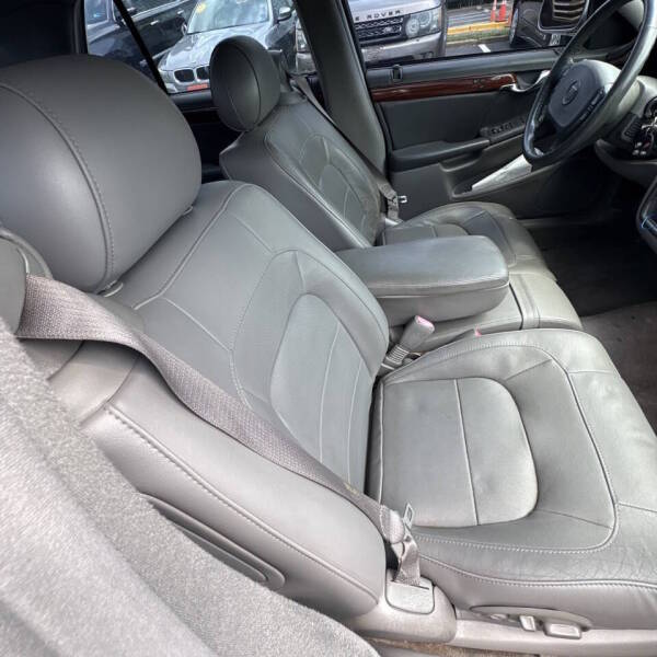 2005 Cadillac DeVille - $2,000
