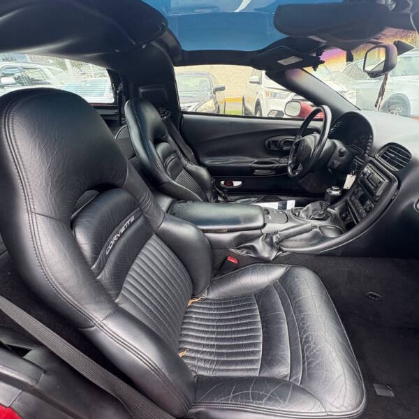2004 Chevrolet Corvette - $9,995