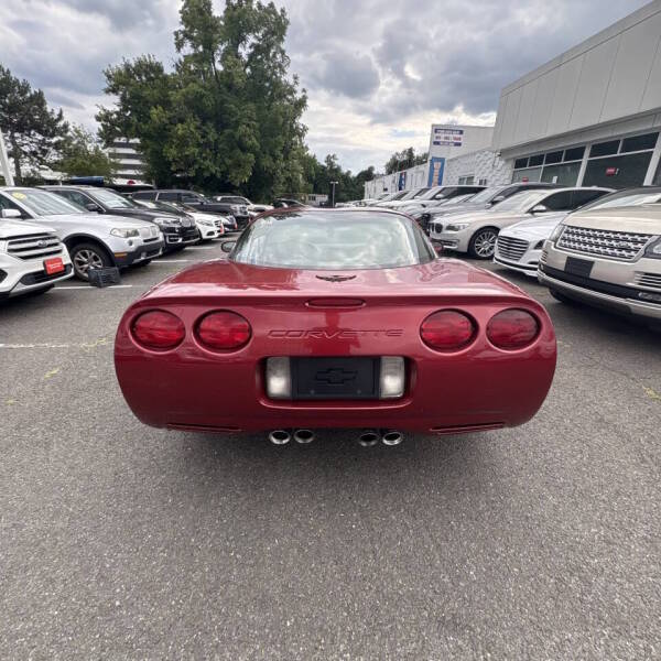 2004 Chevrolet Corvette - $9,995