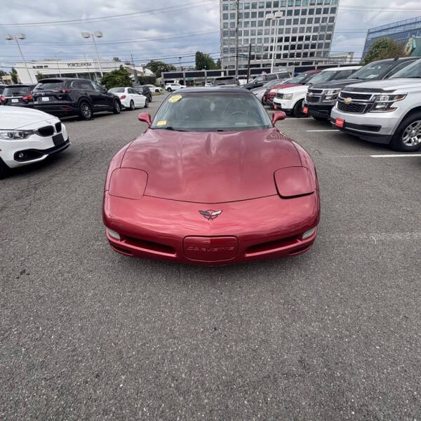 2004 Chevrolet Corvette - $9,995