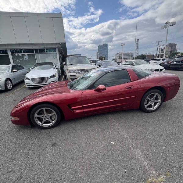 2004 Chevrolet Corvette - $9,995