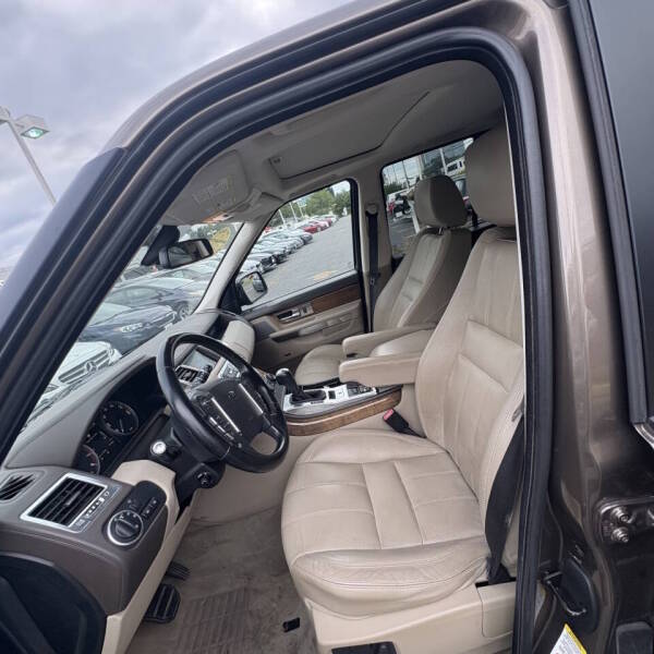 2012 Land Rover Range Rover Sport - $5,500