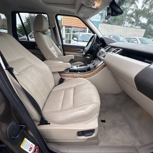 2012 Land Rover Range Rover Sport - $5,500