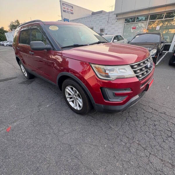 2016 Ford Explorer - $7,500