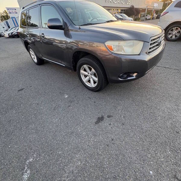 2008 Toyota Highlander - $7,500