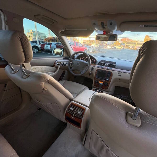 2002 Mercedes-Benz S-class - $3,999