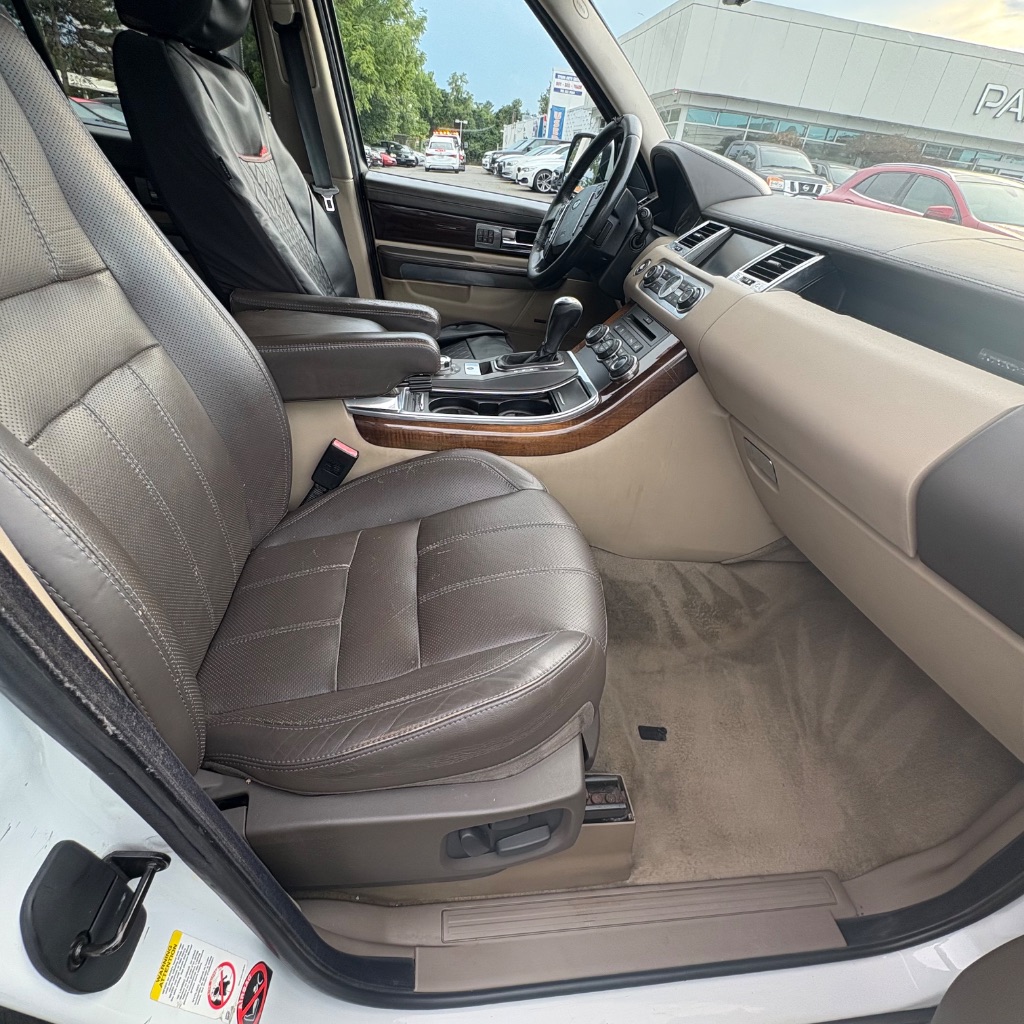 2011 Land Rover Range Rover Sport - $4,999