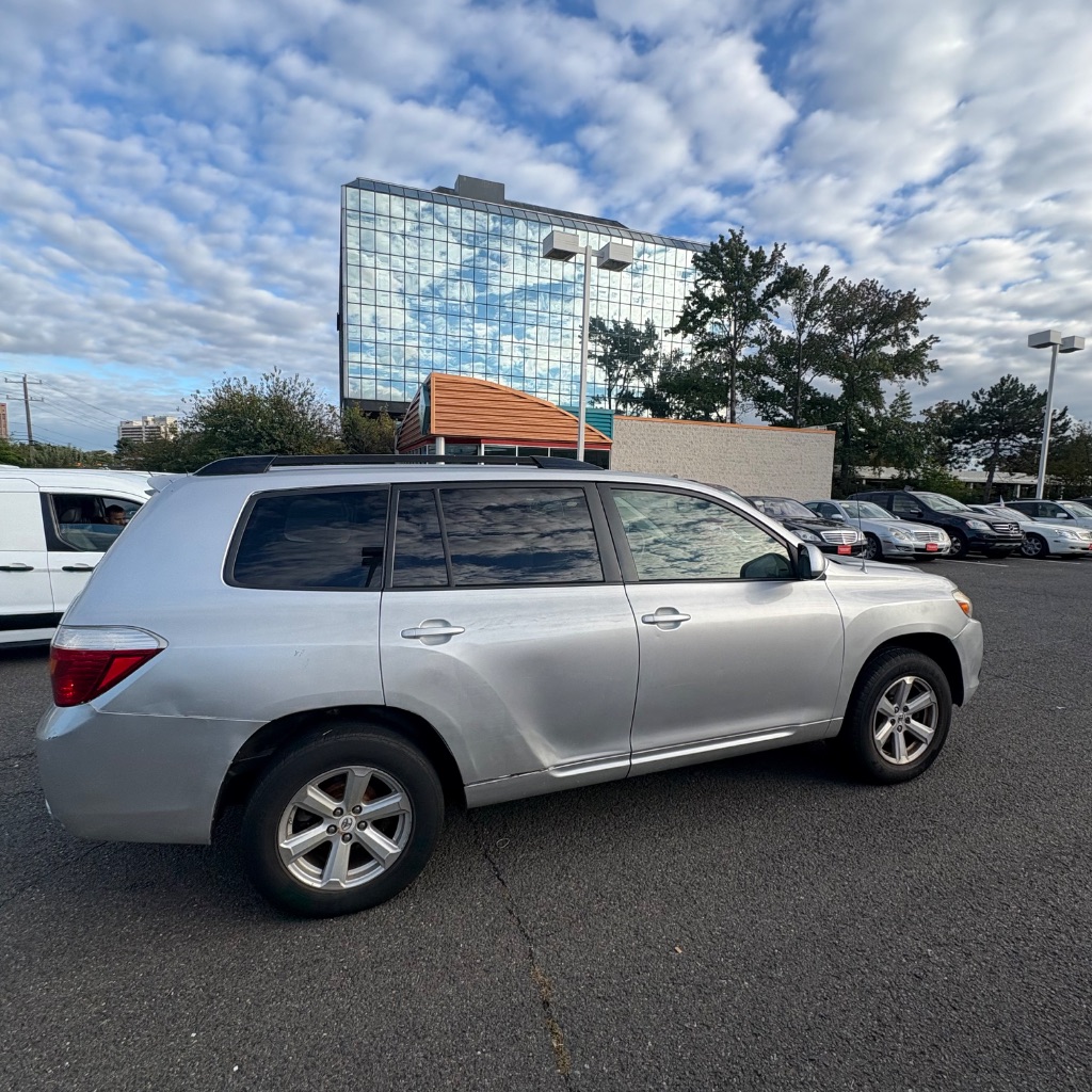 2008 Toyota Highlander - $4,995
