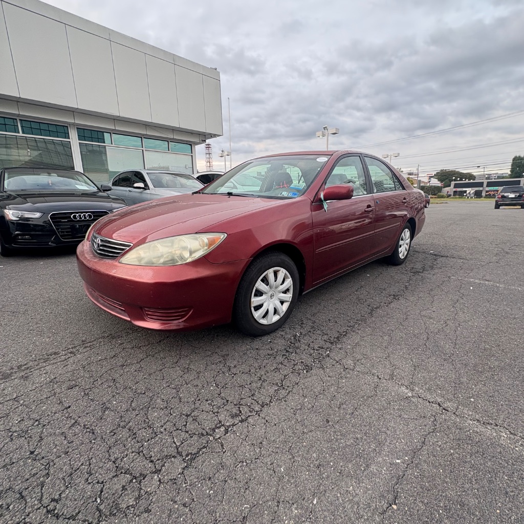 2005 Toyota Camry - $4,500