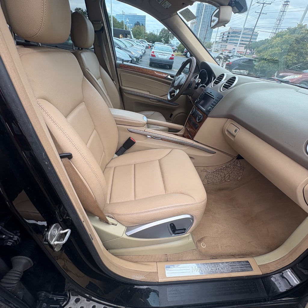 2009 Mercedes-Benz M-Class - $6,995