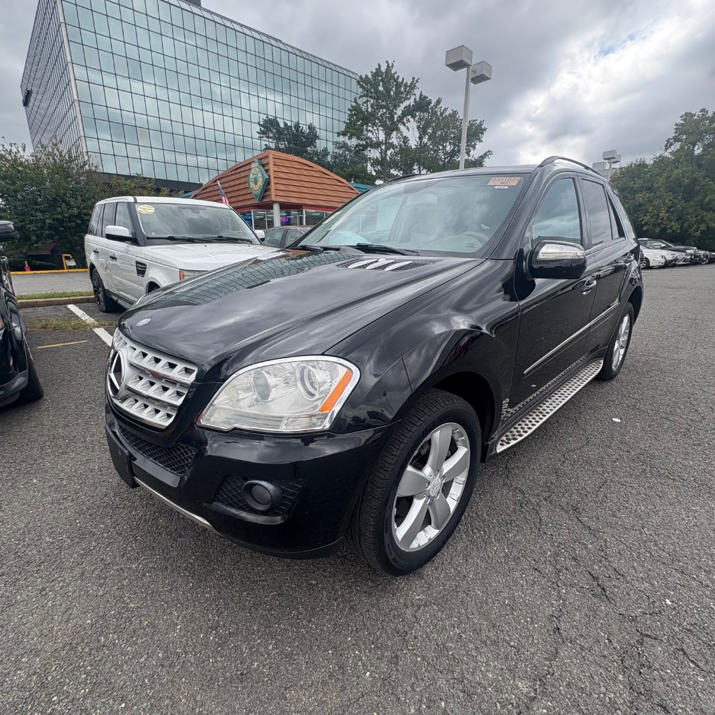 2009 Mercedes-Benz M-Class - $6,995