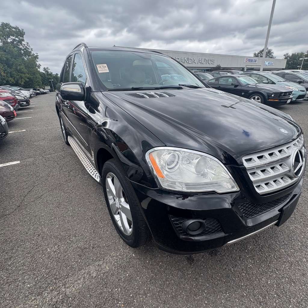 2009 Mercedes-Benz M-Class - $6,995