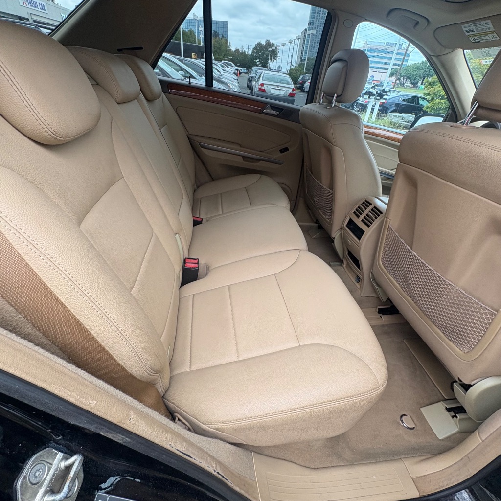 2009 Mercedes-Benz M-Class - $6,995