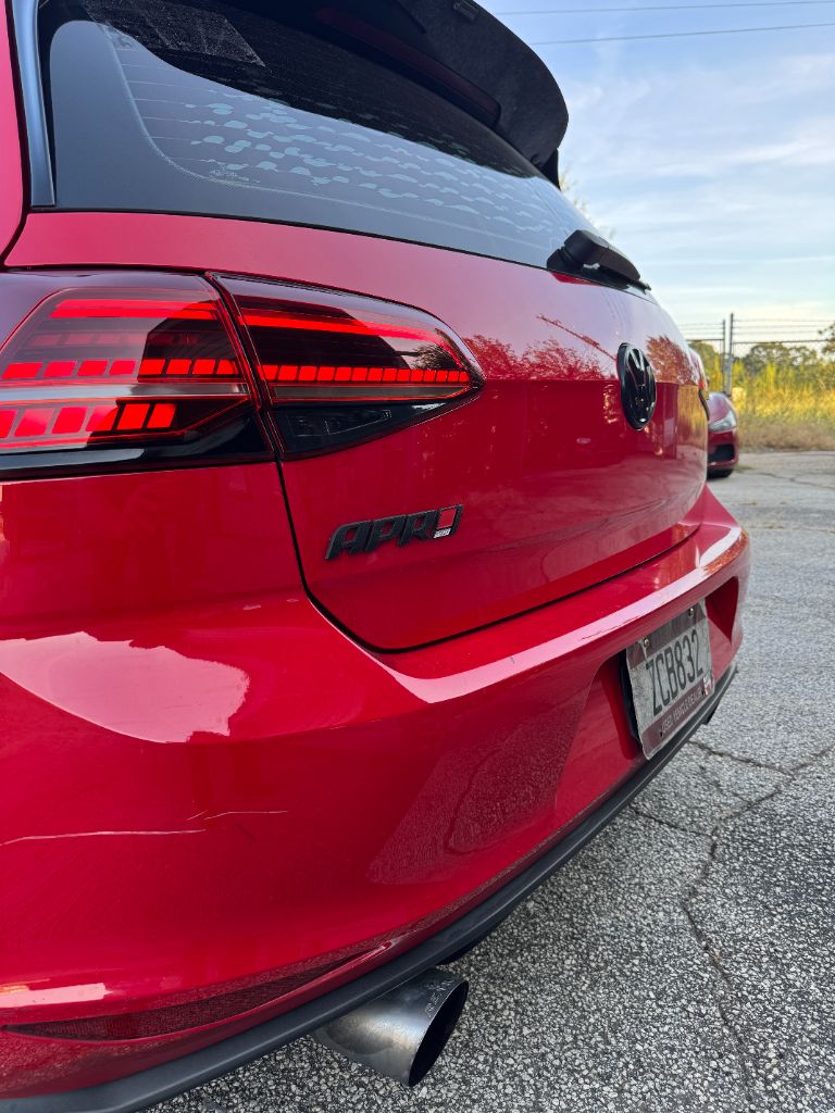 2017 Volkswagen Golf - $11,995