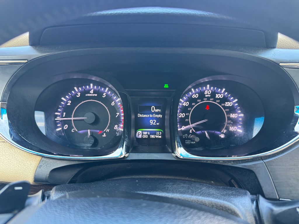 2014 Toyota Avalon - $8,995
