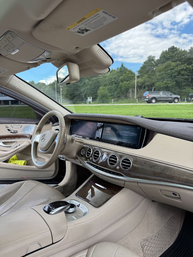 2017 Mercedes-Benz S-class - $27,495