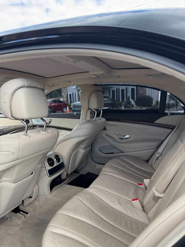 2017 Mercedes-Benz S-class - $27,495