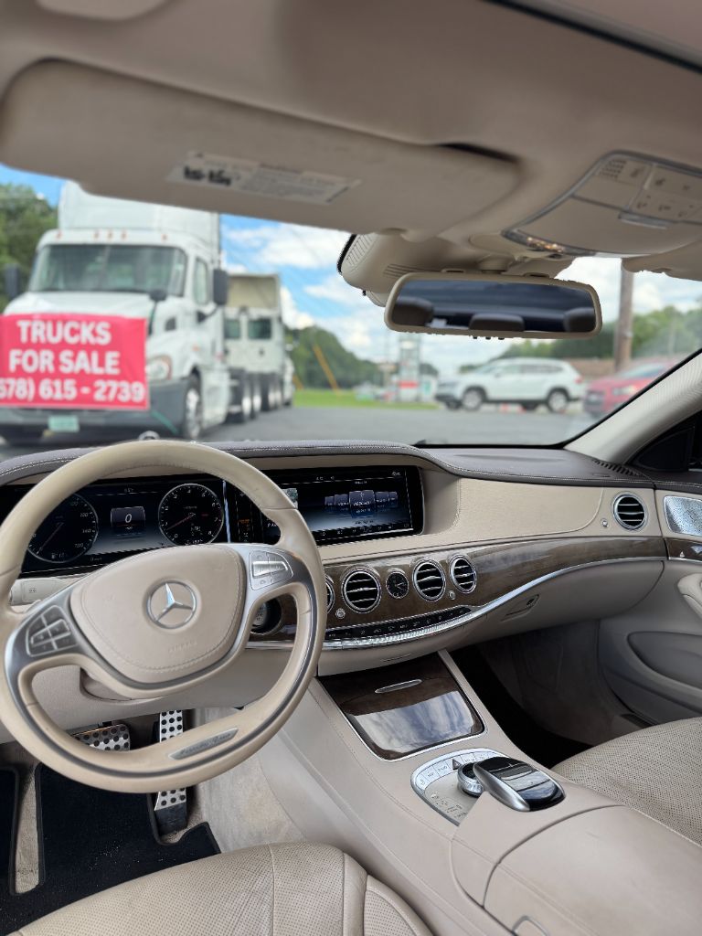 2017 Mercedes-Benz S-class - $27,495