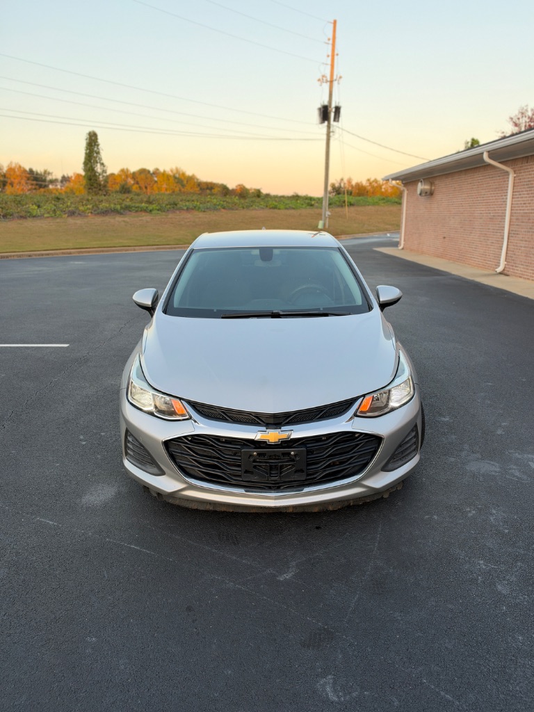 2019 Chevrolet Cruze - $5,495
