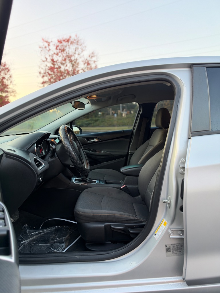 2019 Chevrolet Cruze - $5,495