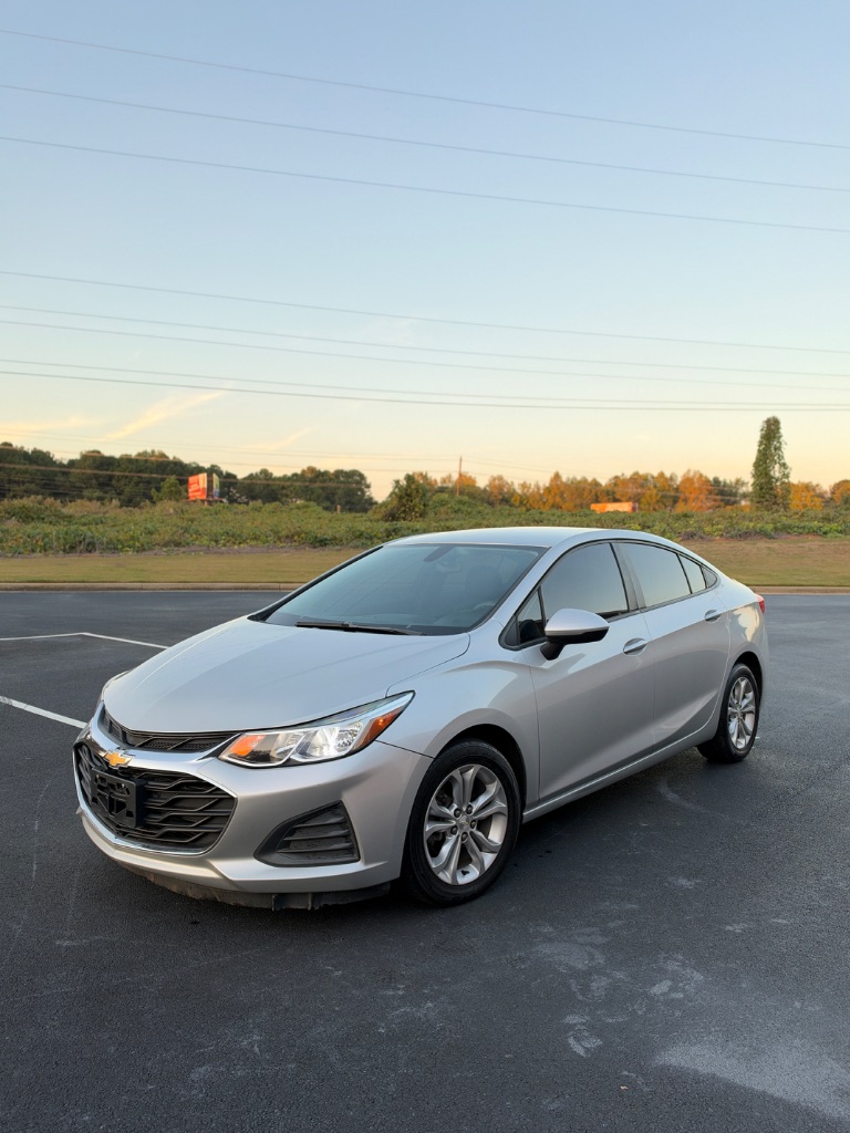 2019 Chevrolet Cruze - $5,495